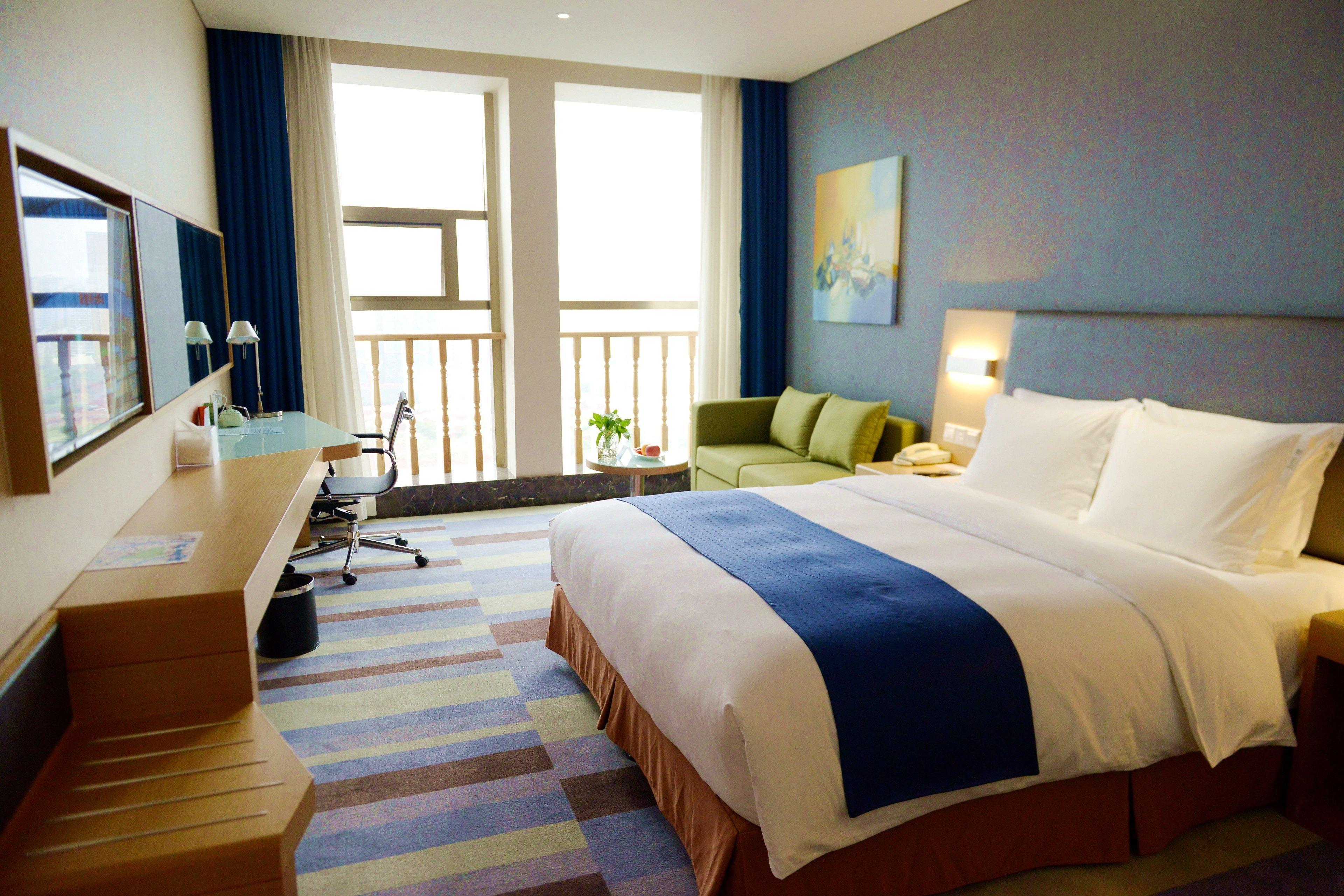 Holiday Inn Express Leshan City Square By Ihg High Speed Rail And Leshan Giant Buddha Exterior photo